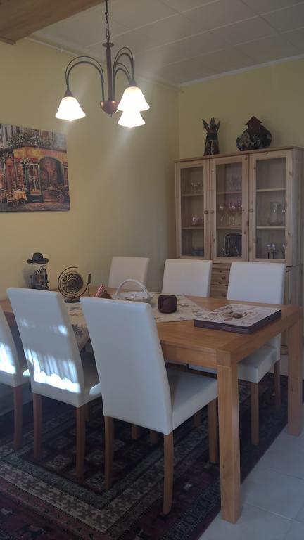 Pongracz Apartman Zirc Exteriör bild